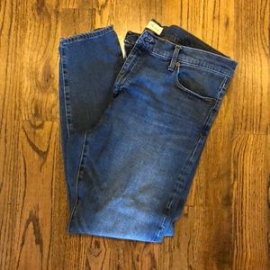 Gap True Skinny Jeans in Medium Wash 33S